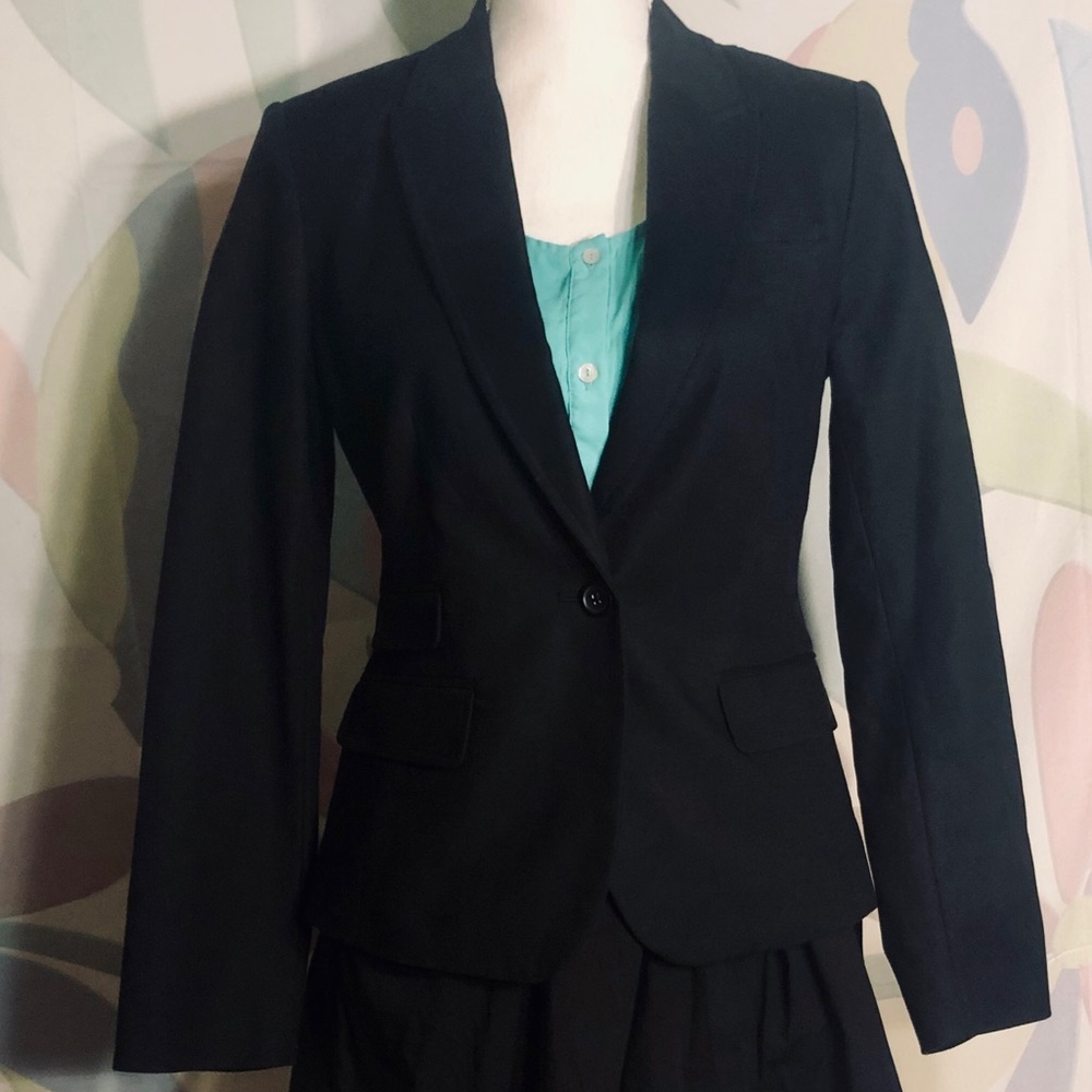 Banana Republic blazer (single button)